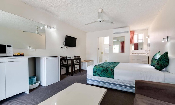 Coffs Harbour Hotel | Coffs Harbour Pacific Palms Motel
