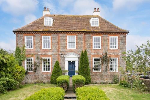 Selsey Casa | Coles House By The Butler Collection