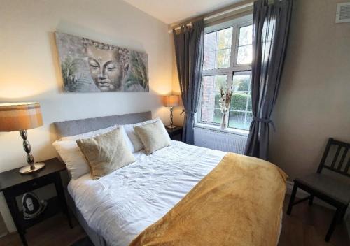 Crawley Casa | College House
