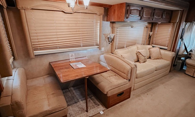 Needles Casa | Colorado River RV in Enchanting Needles with beautiful views and boat launch.