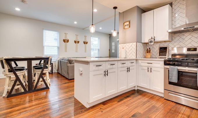 Hilltop Casa | Columbus Vacation Rental ~ 4 Mi to Downtown!