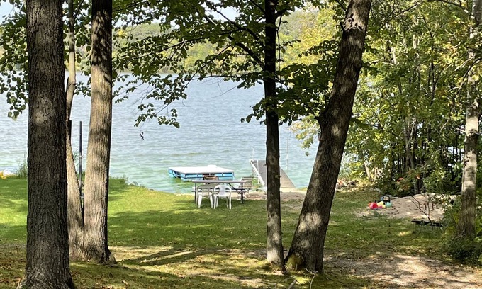 Parkers Prairie Cabina | Lake Cabin Summer Rental Only
