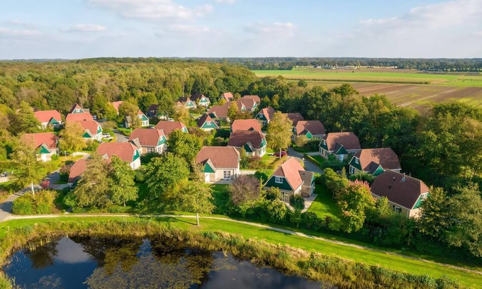 Wateren Casa | Comfort 6-person bungalow in the holiday park Landal Hunerwold State