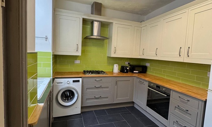 Salford Casa | Comfort and Leisure