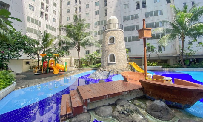 Jatinegara Apartamento | Comfort And Strategic 2Br Bassura City Apartment