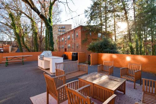 Radnor - Fort Myer Heights Apartamento | Comfort & Elegance Apartment at Arlington