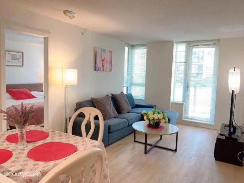 Richmond City Centre Apartamento | Comfort in Richmond center 2bedr & good location