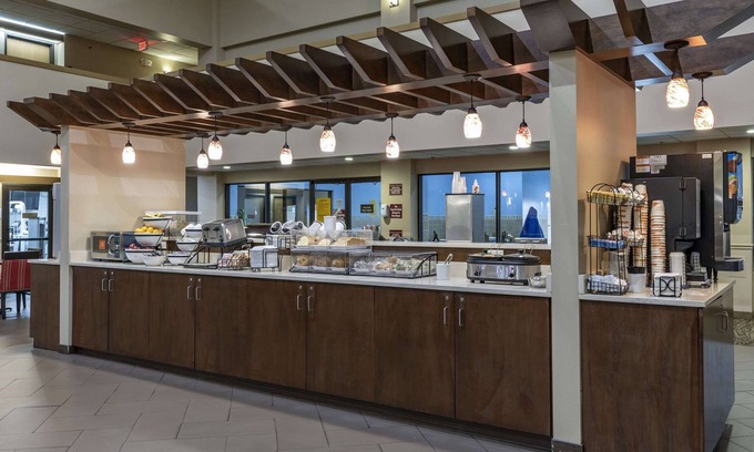 Collinsville Hotel | Comfort Inn Collinsville near St. Louis