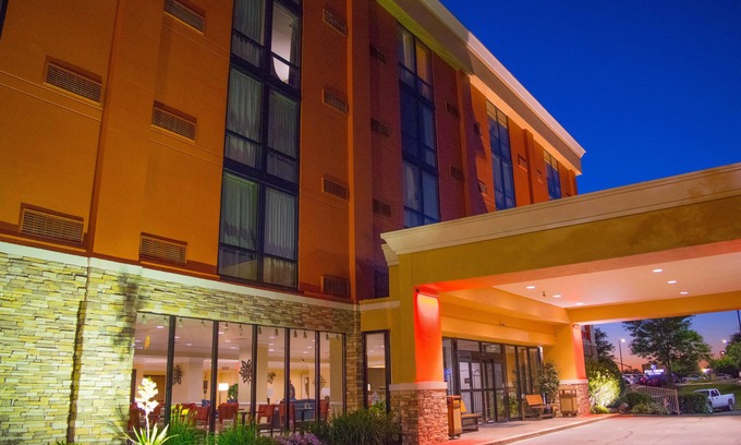 Mars Hotel | Comfort Inn Cranberry Township