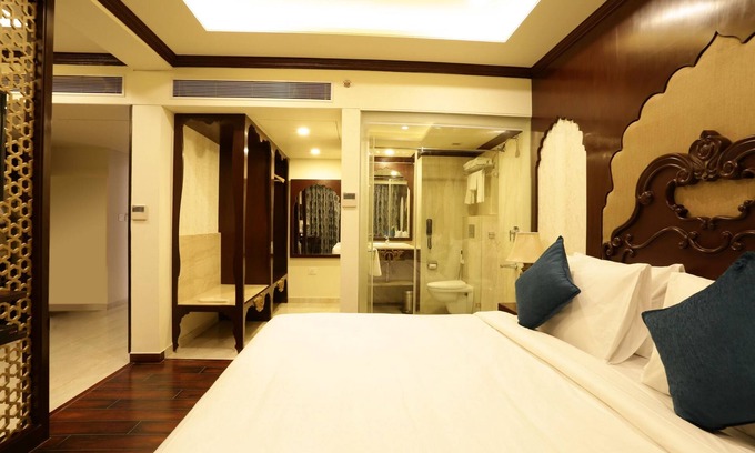 Adarsh Nagar Hotel | Comfort Inn Sapphire