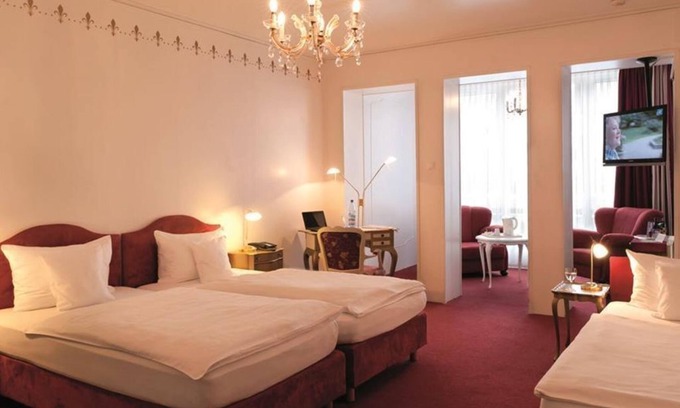 Altstadt Casa | Comfort triple room - Hotel Brenner