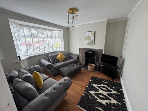 Mynyddbach Casa | Comfortable 2-Bed Home near Swansea Bay