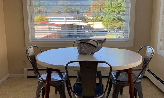 Ketchikan Apartamento | Comfortable 3 Bedroom 1 Bath - Ketchikan, AK