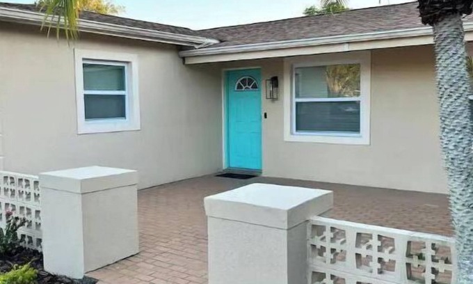 Terrace Park Casa | Comfortable 4 bedroom house with pool