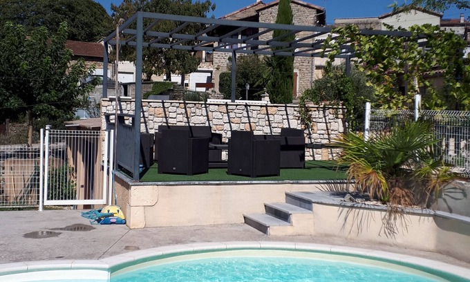 Largentiere Casa | Cómoda casa para 6 personas con piscina privada