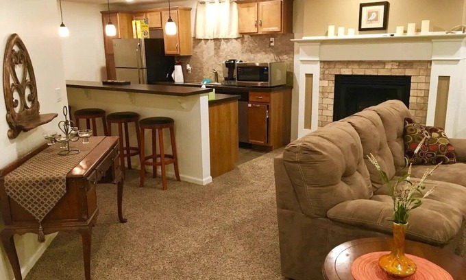 North Central Omaha Apartamento | Comfortable Apartment in Northwest Omaha