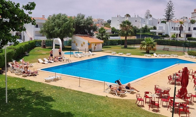 Montechoro Apartamento | Comfortable apartment in a hotel residence, Chill and festive atmosphere