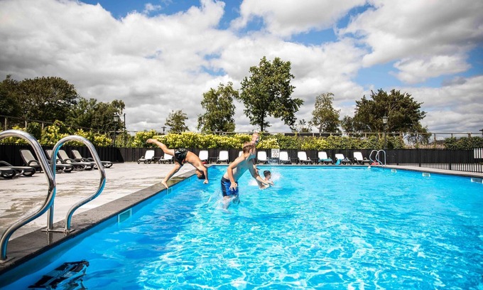 Berkhout Chalet De Esquí | Comfortable chalet 8 km. from Hoorn