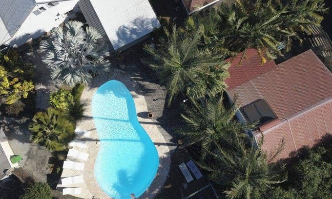 Le Centre Cabaña | Casa Rural Cómoda con Piscina Compartida y Jardín en Saint-Louis