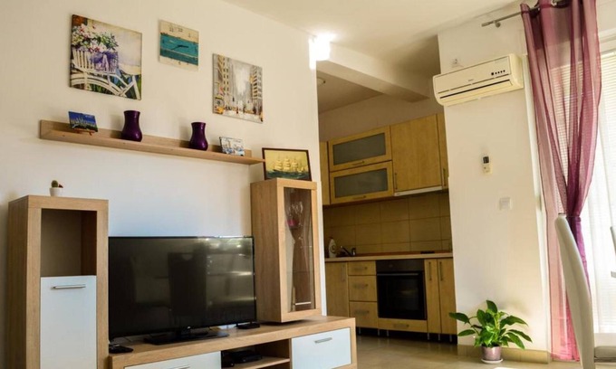 Zelenika Apartamento | Comfortable Flat in Zelenika, Montenegro