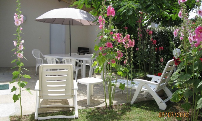 La Bree-les-Bains Casa | cómoda casa reformada en zona residencial tranquila