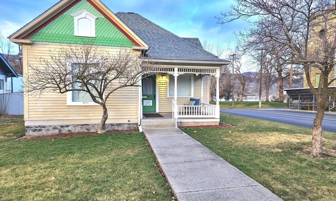 Lewiston Casa | The ideal medical professionals stay near St. Joe's RMC & LCSC in Lewiston.