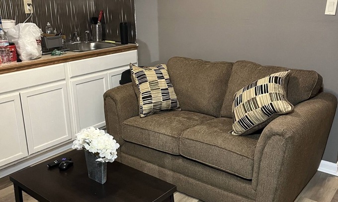 LaPlace Apartamento | Comfortable Safe Stay