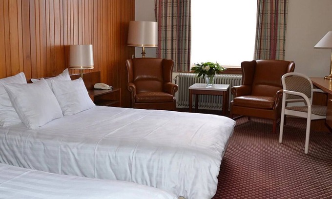 Brielle Hotel | Comfortable Stay with Breakfast and Parking Near Brielle’s Old Town!