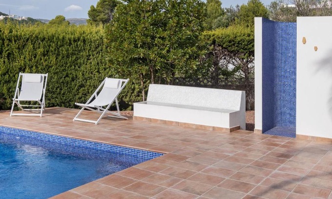 La Empedrola Villa | Cómoda villa en Calpe con piscina, terraza y jardín