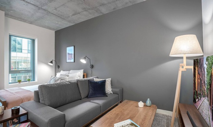 MIT Apartamento | Comfy Kendall Square Studio w/ Gym, walk to MIT by Blueground