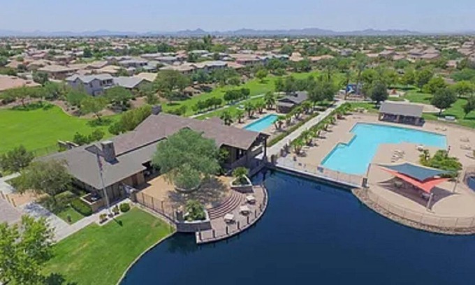 Maricopa Casa | Community with 2 Pools, Gym, Pickleball, Tennis, & More!!!