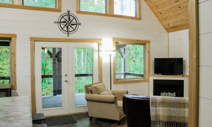 Tellico Plains Cabina | Compass Cabin In The Mountains