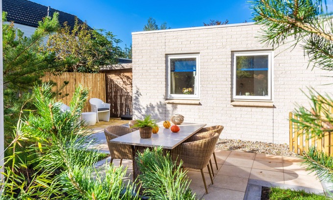 Breezand Casa | Complete, cozy vacation home for 3 people