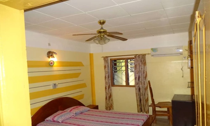 Abobo Hotel | Complexe Hôtelier Rond-Point