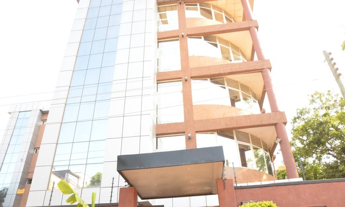 Central Equatoria Apartamento | Concord Hotel Juba-Ofrece alojamiento, alojamiento y desayuno, conferencias.