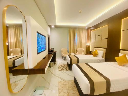 Al Muraqqabat Hotel | Concorde Deira Hotel -Formerly Golden Tulip Deira Hotel
