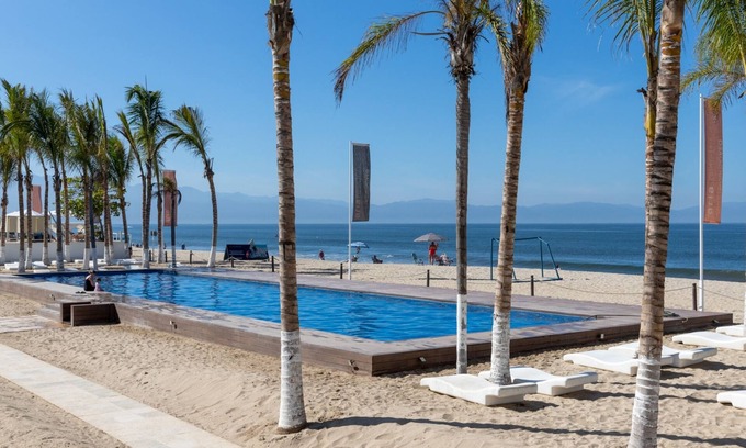 Flamingos Condominio | Condo Aria Ocean 501 by Kivoya