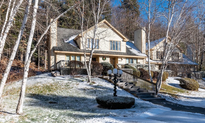 Jackson Condominio | Condo close to cross-country trails, golf, town amenities, ski resorts