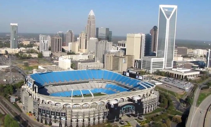 Sharonbrook Condominio | Condo in walking distance to the Wells Fargo Golf Tournament!