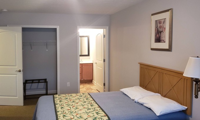 Georgetown Condominio | Unidad de condominio # 2 en el campo de golf de Longview