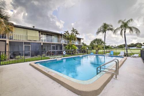 Gulf Gate Estates Apartamento | Condo with Pool Access Less Than 4 Miles to Siesta Key Beach