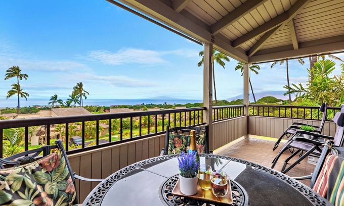 Wailea Condominio | Condo with soaring ceilings and ocean views