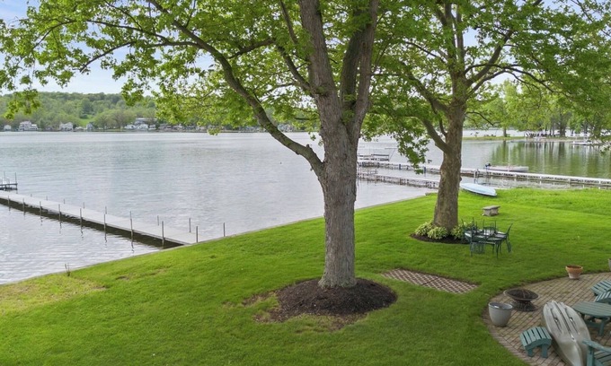 Livonia Casa | Conesus Lakefront | Dock | Pet Friendly | 4 BR