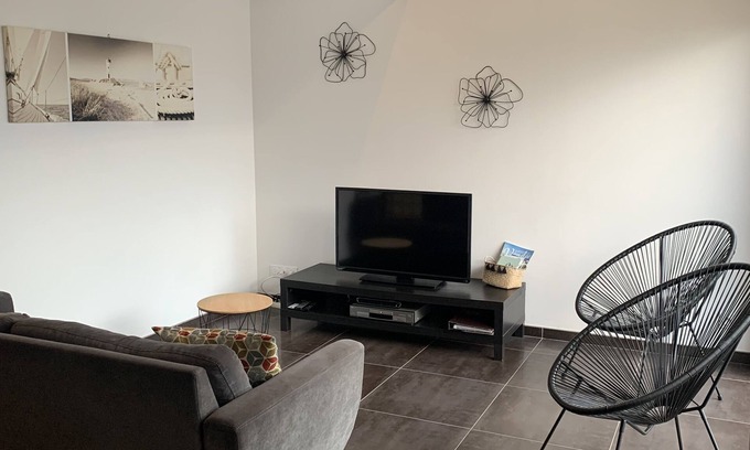 La Chaume Casa | Tranquilo Casa contemporánea en el techo de paja