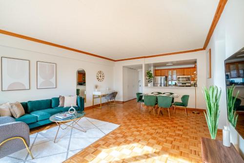 Upper West Side Apartamento | Contemporary 2 Bed 2 Bath Apt Bright and Sunny