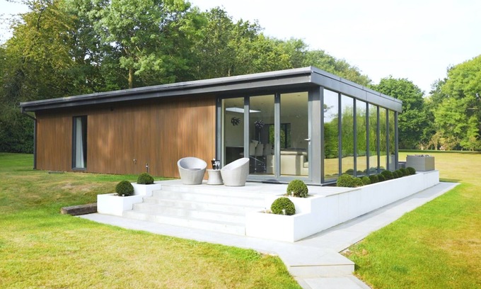 Longfield Casa | Contemporary Cosy 2 bed retreat set withing 3 acres, fully loaded kitchen