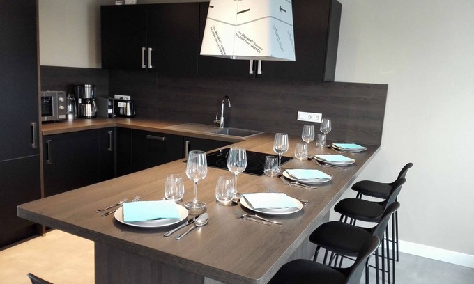 Saint-Quentin Apartamento | ★★★ DELARNOR - Contemporary duplex near SPA ★★★★