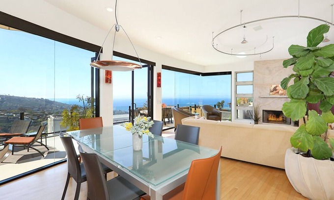 Mystic Hills Villa | Villa contemporánea con vista al mar en Laguna Beach