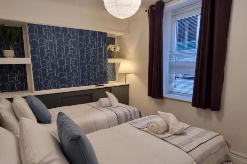 Port Talbot Casa | Contractor Base - Flexible Parking - Smart TVs in Rooms