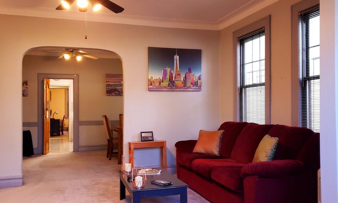 Weequahic Casa | Convenient and Comfortable 1150 sq. ft. 2 BR/1BA Apartment Home in a NYC Suburb